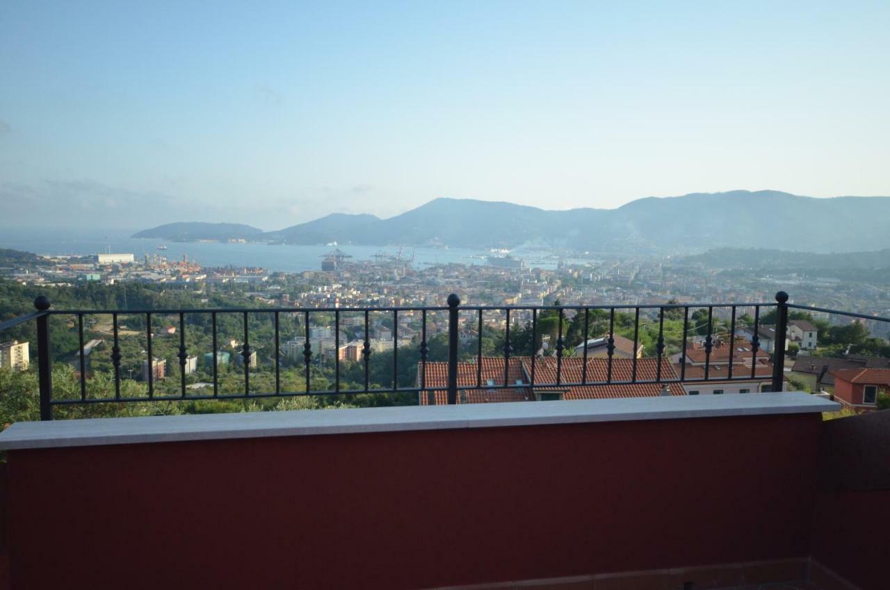 La Casa Con Vista Di Emma Apartment Vezzano Ligure Ngoại thất bức ảnh