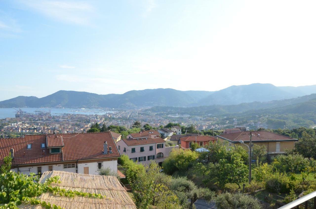 La Casa Con Vista Di Emma Apartment Vezzano Ligure Ngoại thất bức ảnh